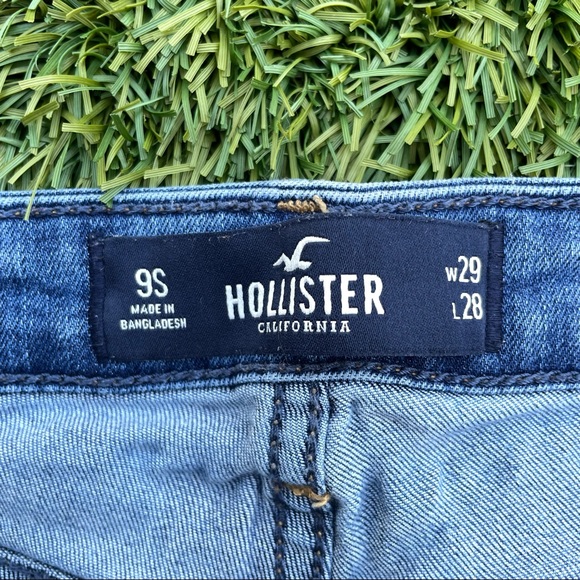 Hollister Skinny Jeans - Picture 7 of 8